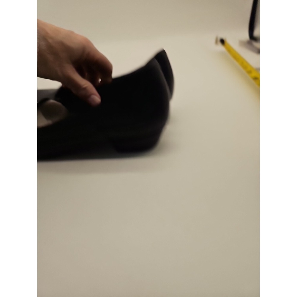 Clarks Timeless Black Leather Lea Slip On Womens Shoe Loafer 8N